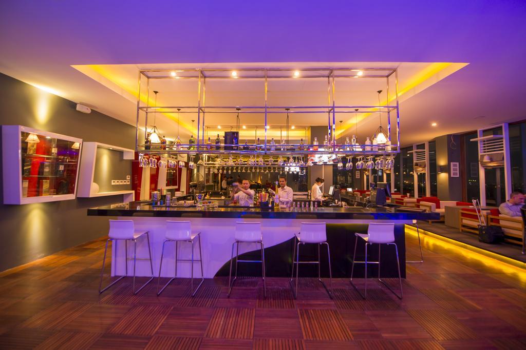 Hotel Parami Yangon Exterior photo