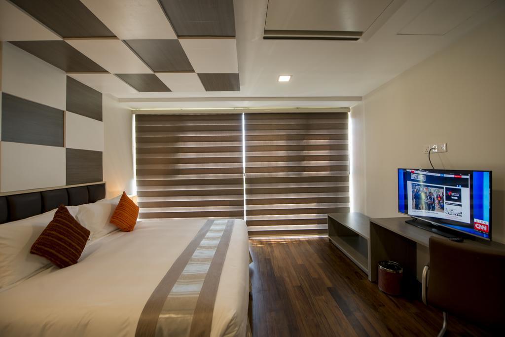 Hotel Parami Yangon Exterior photo