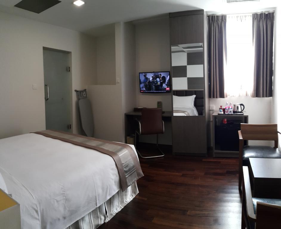 Hotel Parami Yangon Exterior photo