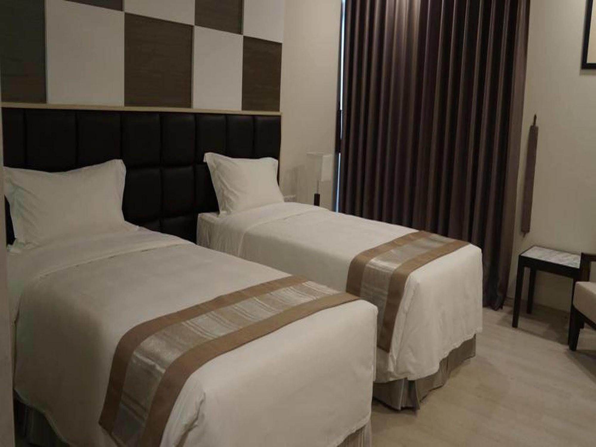 Hotel Parami Yangon Exterior photo
